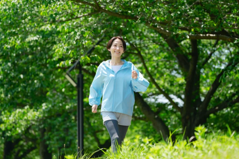 Walking Workout เทรนด์ใหม่ของคนเมือง เดินอย่างไรไม่ให้ปวดเท้าและส้นเท้า